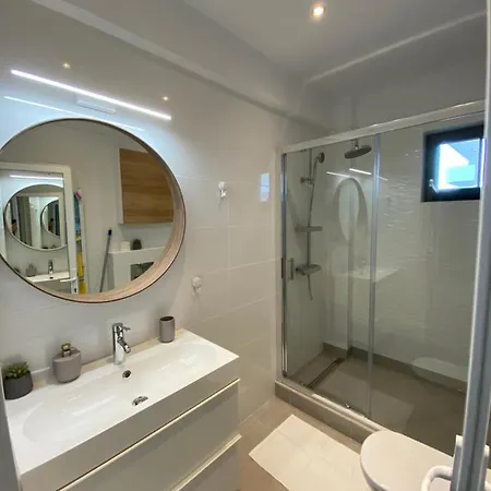 Patrick Mamaia Nord Apartament